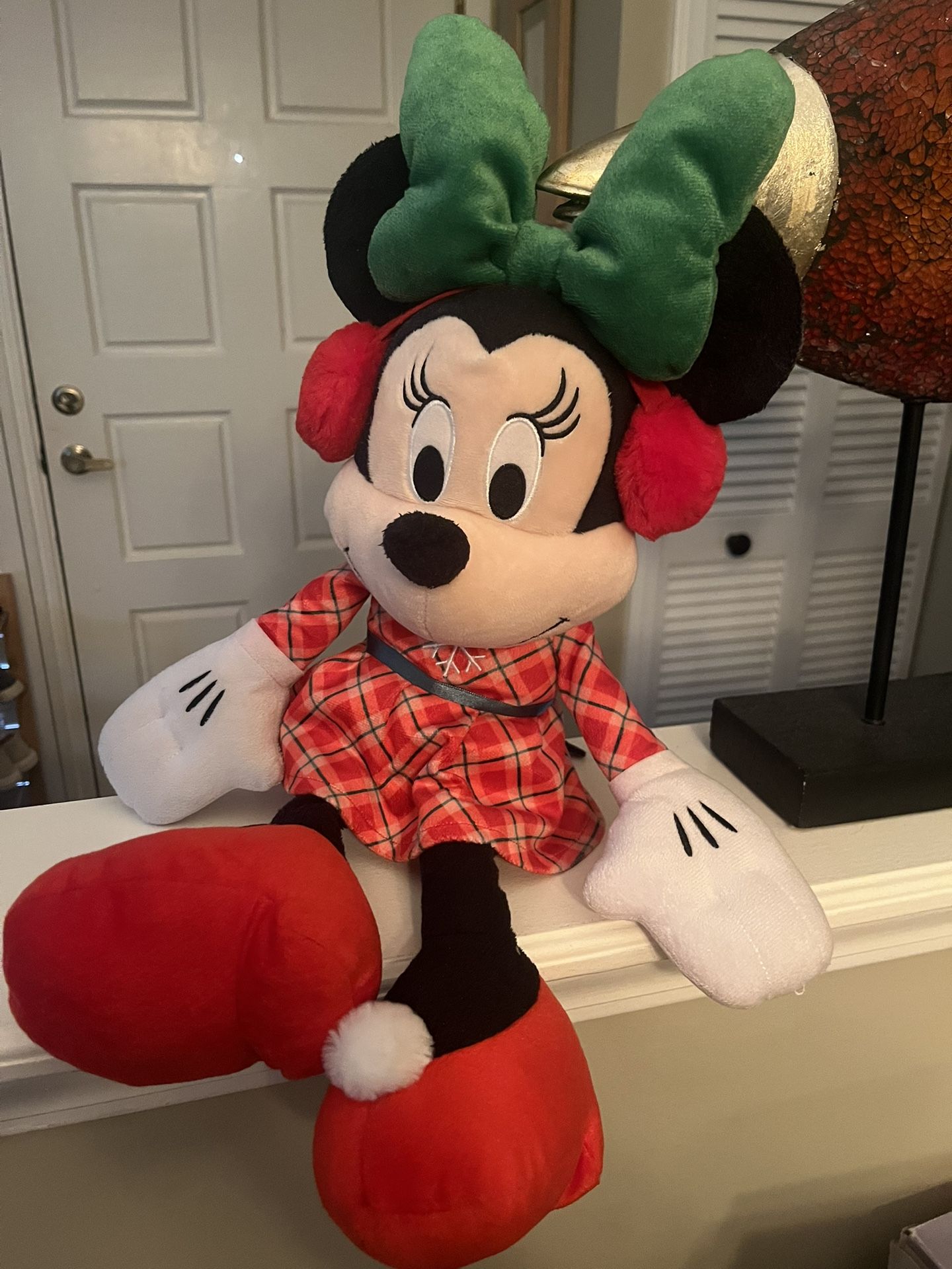 Minnie Mouse Stuffed Toy