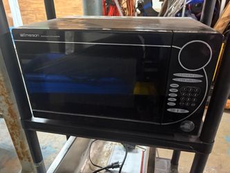 Emerson MW8998B Programmable Microwave Oven – Working