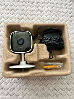 Wifi Security Camera (complete in box)