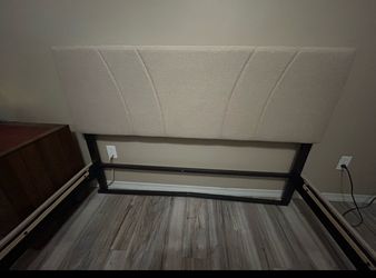 Queen head board
