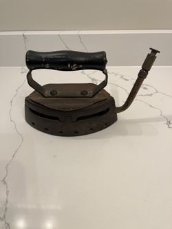 Vintage Strause Gas Iron Company I Want You Comfort Gas Iron