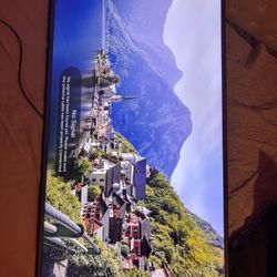 65in Tv And 40in Tv 