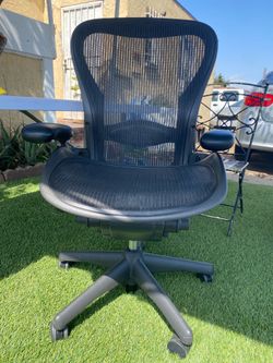 Herman Miller Aeron office chair