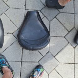 Genuine Harley Davidson Low Profie Touring Seat Black