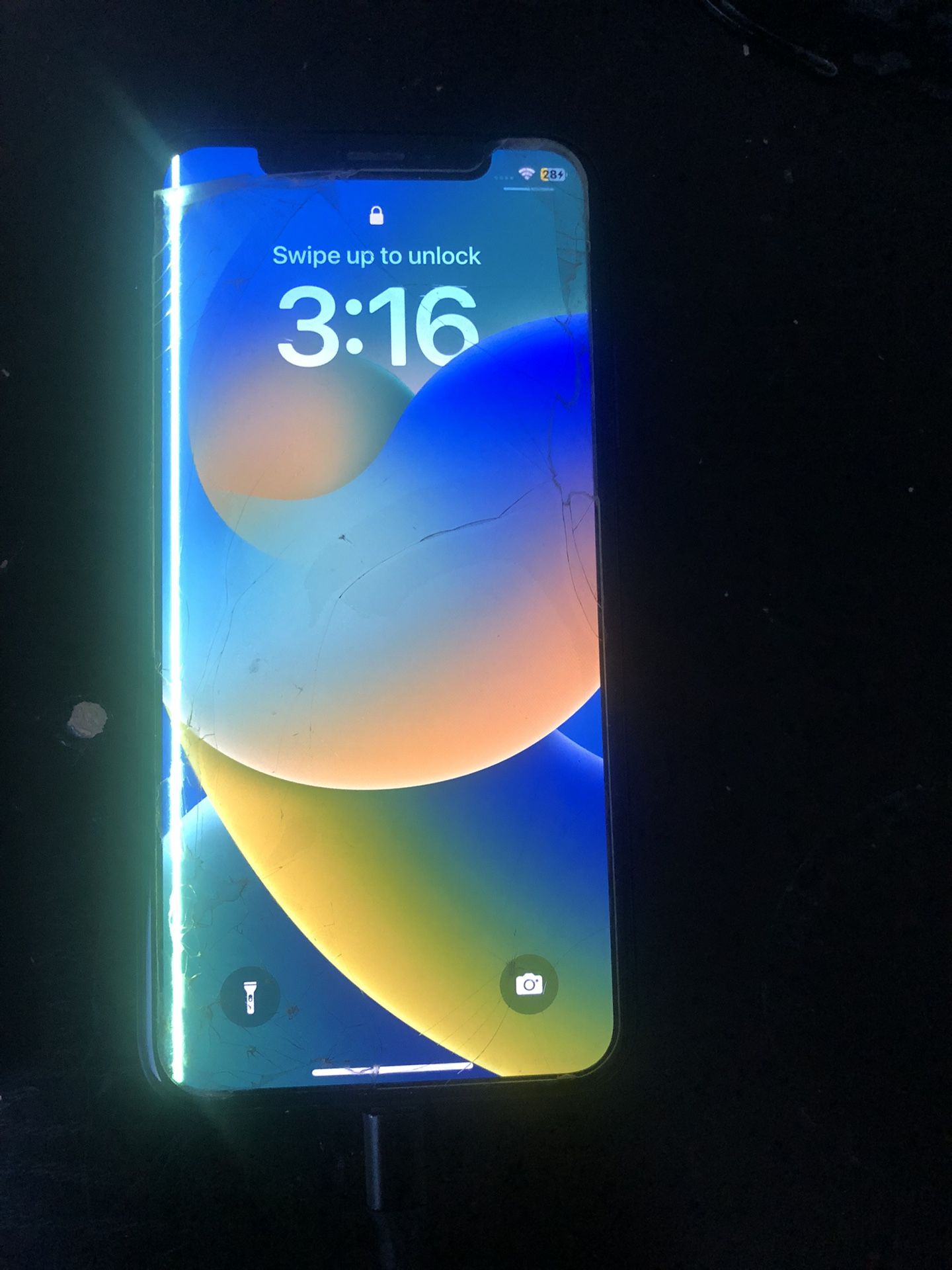 IPhone X UNLOCKED - 256GB (84% Battery Health)