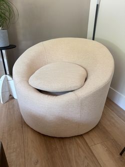 Two Round Accent Chair in Cream Boucle