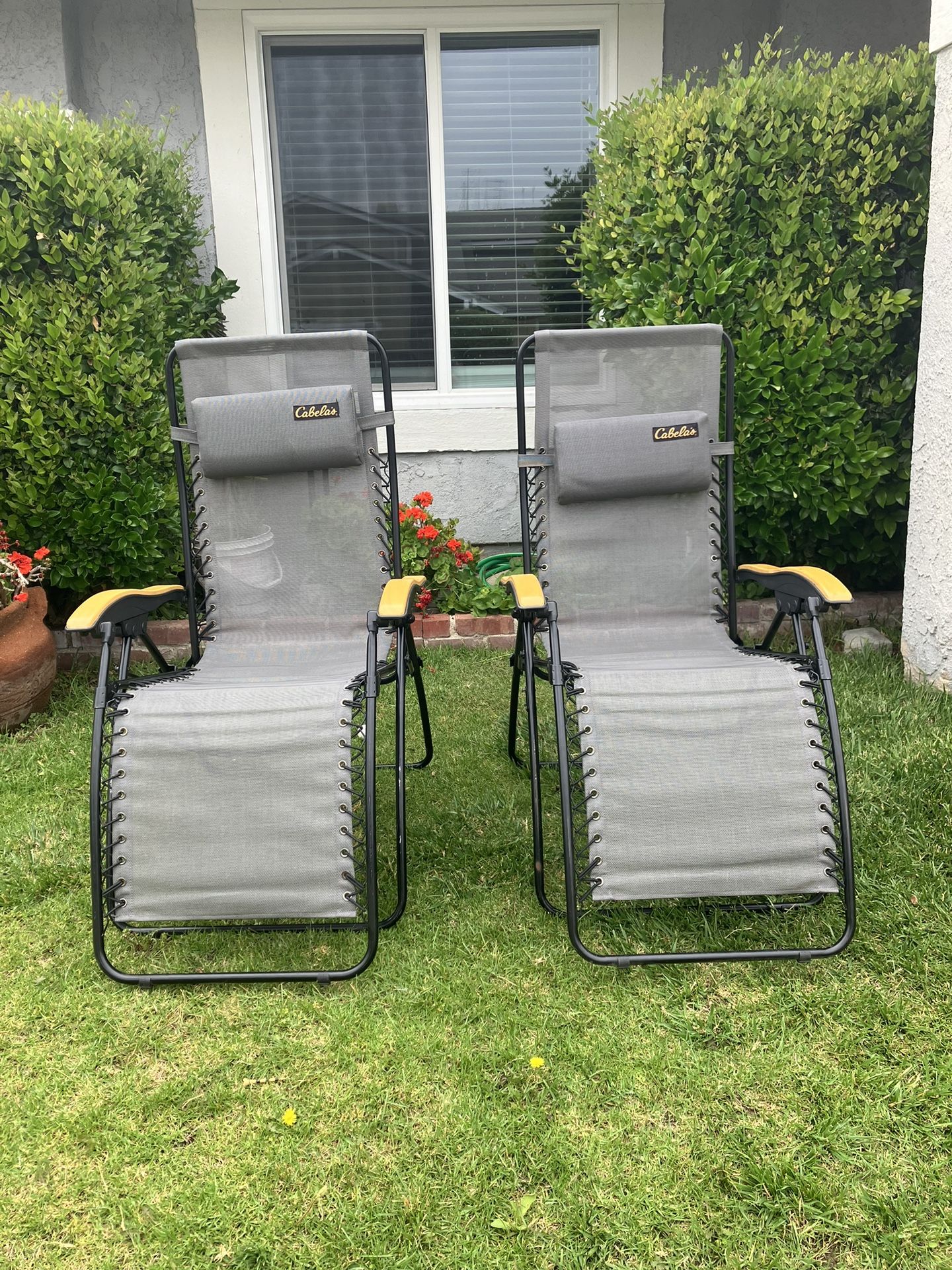 Cabela’s Recliner Chairs