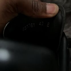 All black alexander mcqueens Size 42, looking for offers