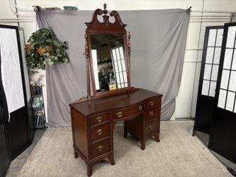 DREXEL Vintage Mahogany Travis Court Federal Style Vanity Desk & Mirror