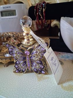 Vtg. Butterfly perfume bottle