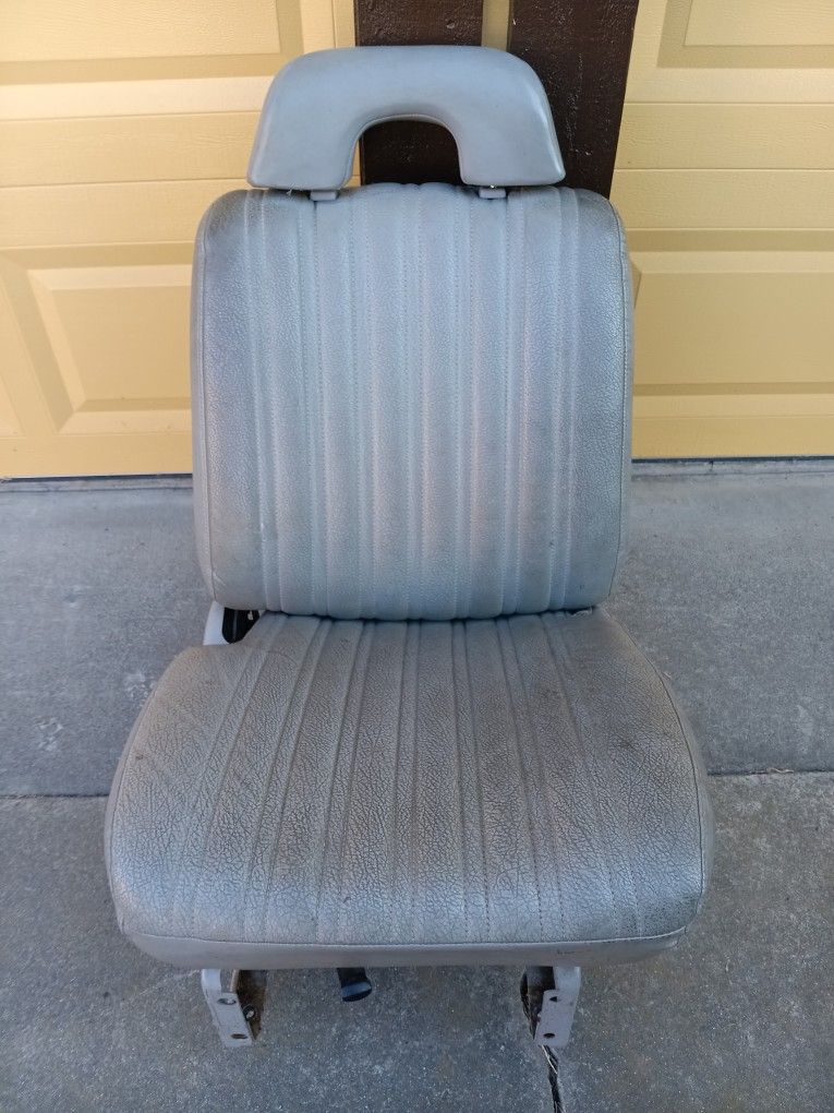 92-99 Chevy GMC Bucket Seat