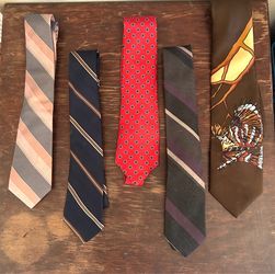 Vintage Men’s Necktie Lot – 9 Ties – $20