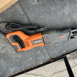 Saw