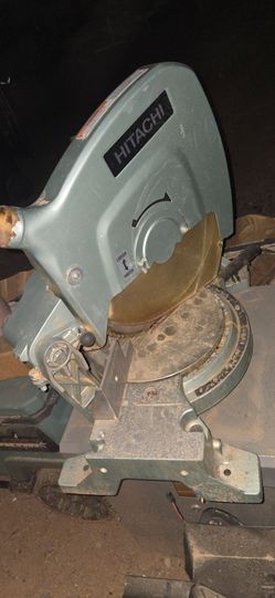 Hitachi Miter Saw