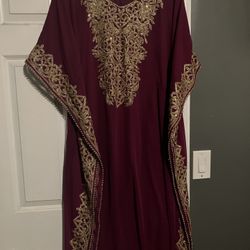 Beautiful Arabic Dress  Brand New !