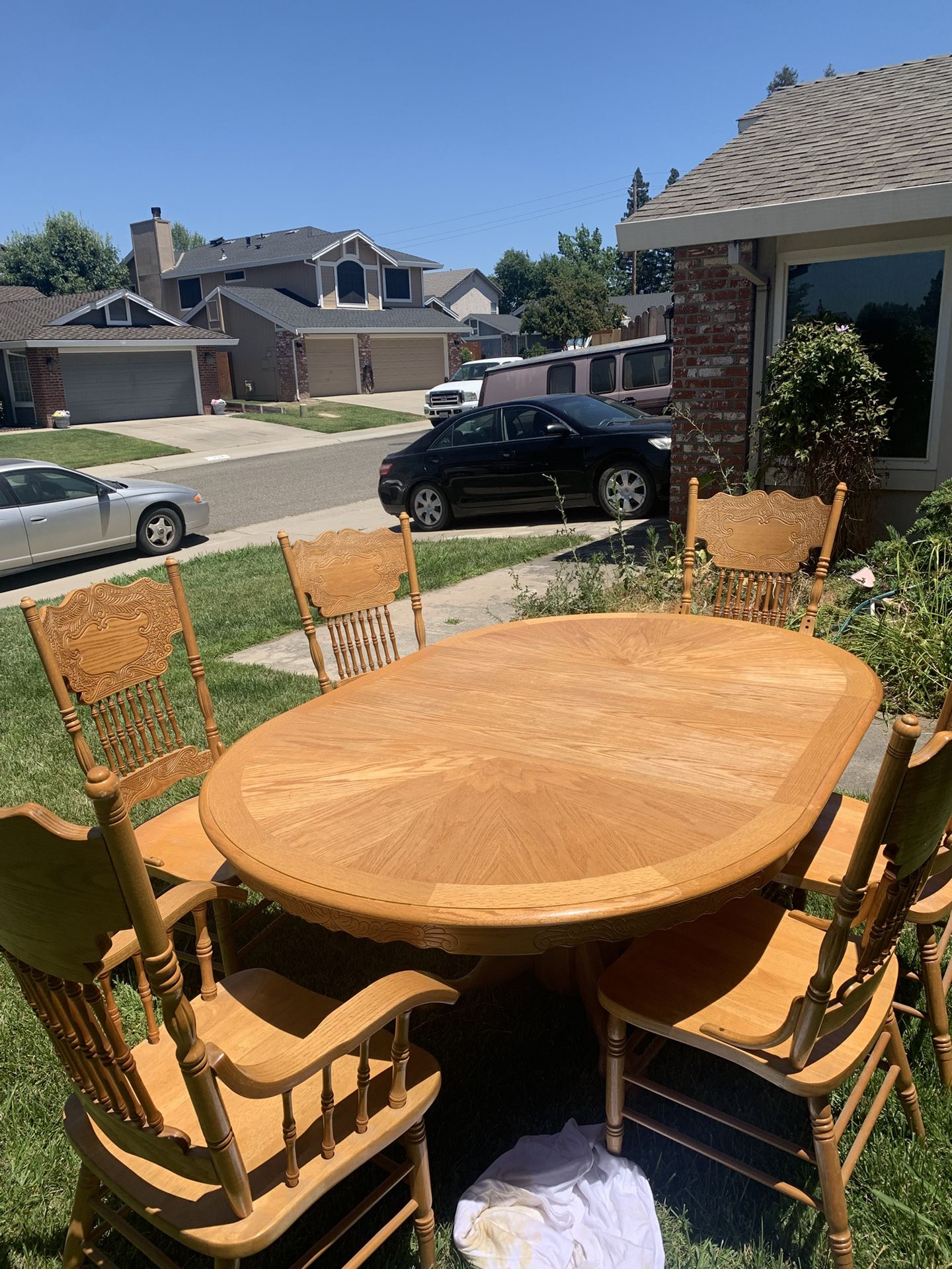 Oak Table With 6 Stairs