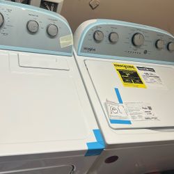 Whirlpool Washer And Dryer White