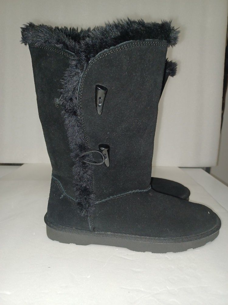 REDUCED!!! Sonoma Suede Faux Fur Lined Boots Size 8