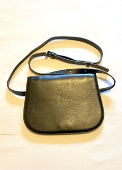 Cos Women's Curved Leather Crossbody Bag black 
