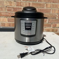 Instant Pot Model IP-LUX60 V3 6 Quart Programmable Pressure 