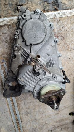 BMW E70 X5 AWD M57 N62  TRANSFER CASE BOX 122k MILES