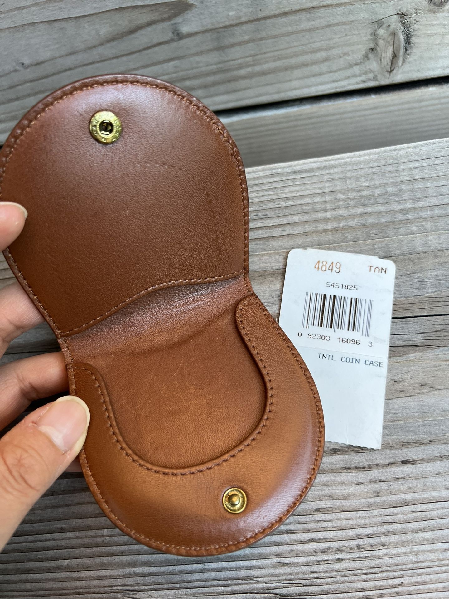 New, 90s Vintage Coach international leather coin case, British Tan