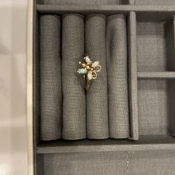 Genuine Opal Butterfly 14k Real Gold Ring Sz 5.5