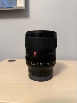 Sony FE 35mm f/1.4 GM Lens