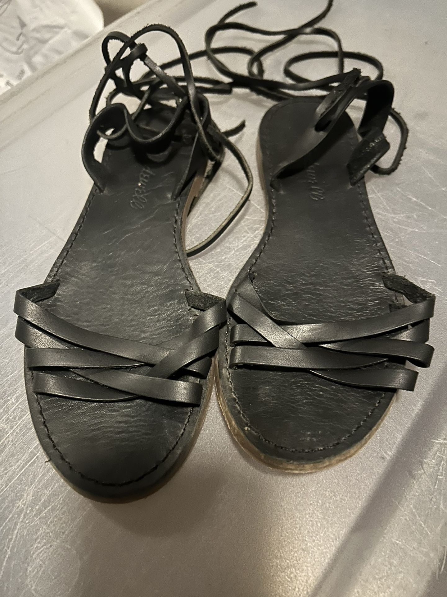 Madewell Black Lace-Up Sandals – Size 5 (Women’s)