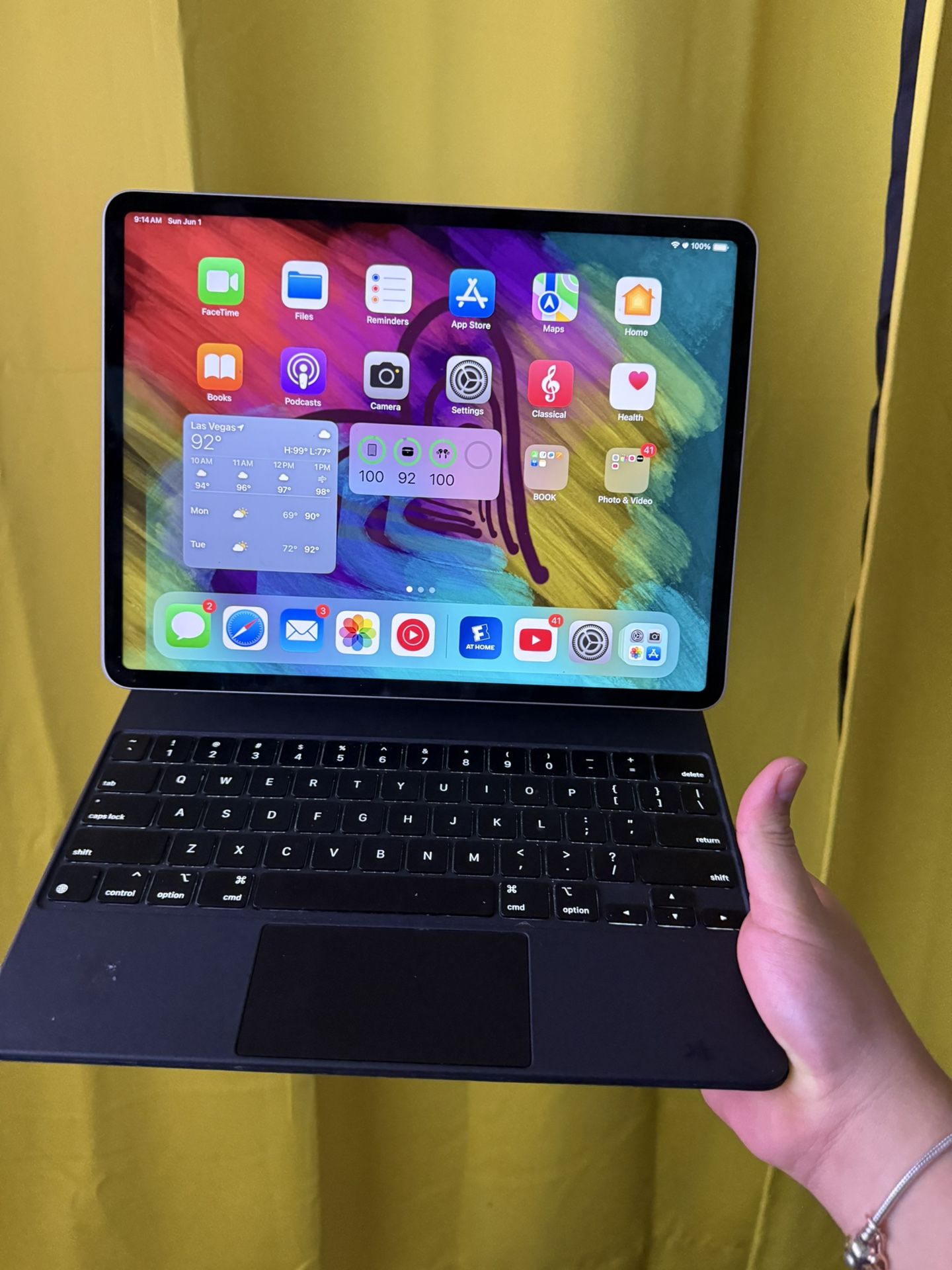 iPad Pro 12.9 Inch With Magic Keyboard 