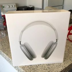 Brand New Sealed Apple Airpod Max 