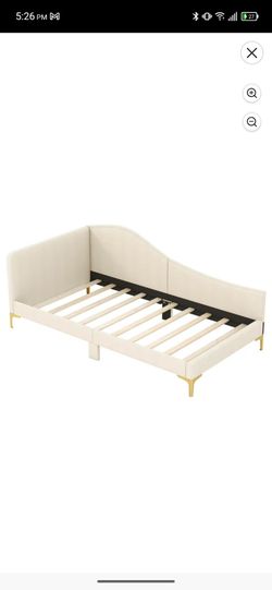 Twin size upholstered daybed