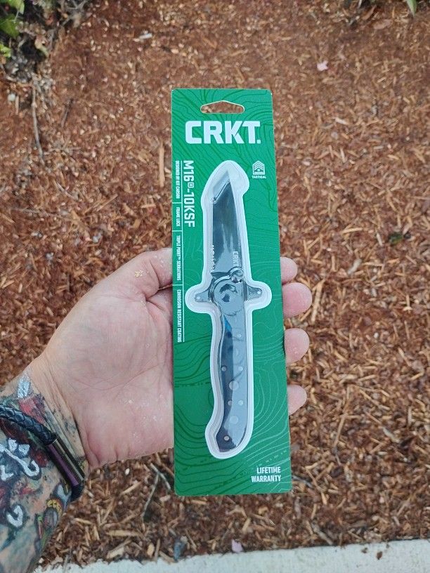 Top Of The Line Special Op Created By Kit Carson A Navy SEAL CR Kt Tactical Knife Part Of An M16 Assault Rifle Combo