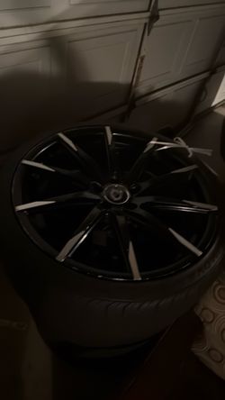 Lexiani rims  and tires