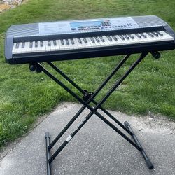 Yamaha Keyboard With Stand