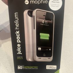 MOPHIE Juice pack battery case for Apple iPhone SE 1st Gen 4” -Silver  