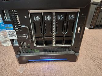 HP Proliant MicroServer Gen8,8GB RAM,16TB Storage 4TB Drive