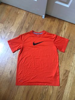 Youth boys Nike Dri-Fit orange shirt size Large