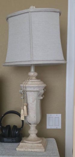 Tabletop lamp