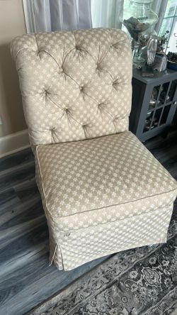 Set Of 2 Upholstered slipper chairs 