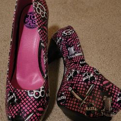 Too Fast Brand Heels 