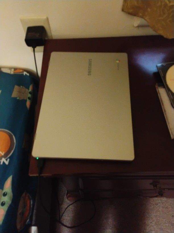 Samsung Chromebook For Trade 3ds Or Dsi Or Build A Bears