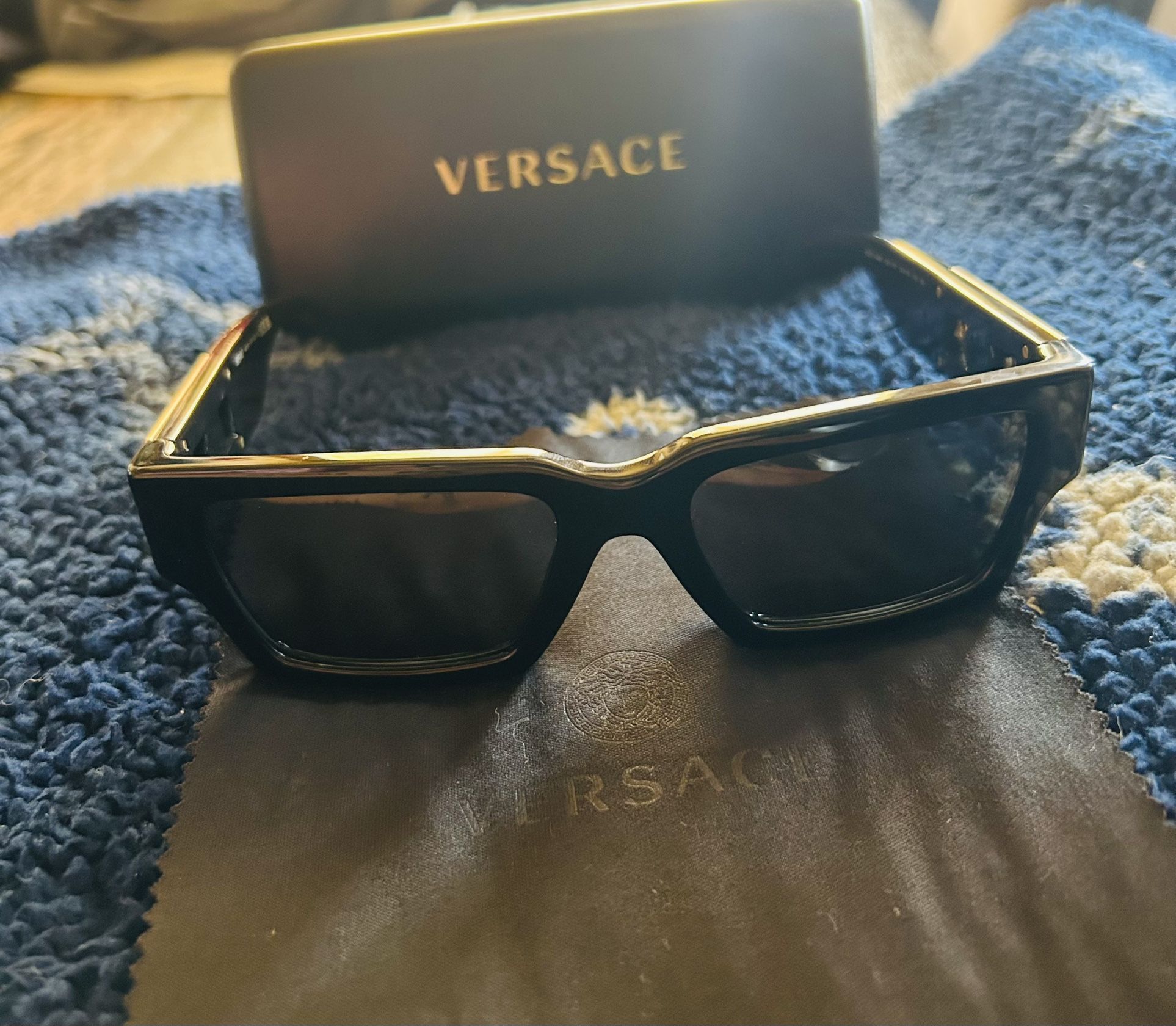 Men’s Versace Sunglasses