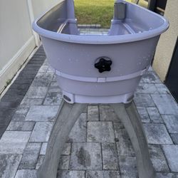 Dog Bathing Tub with Stand – Good Condition