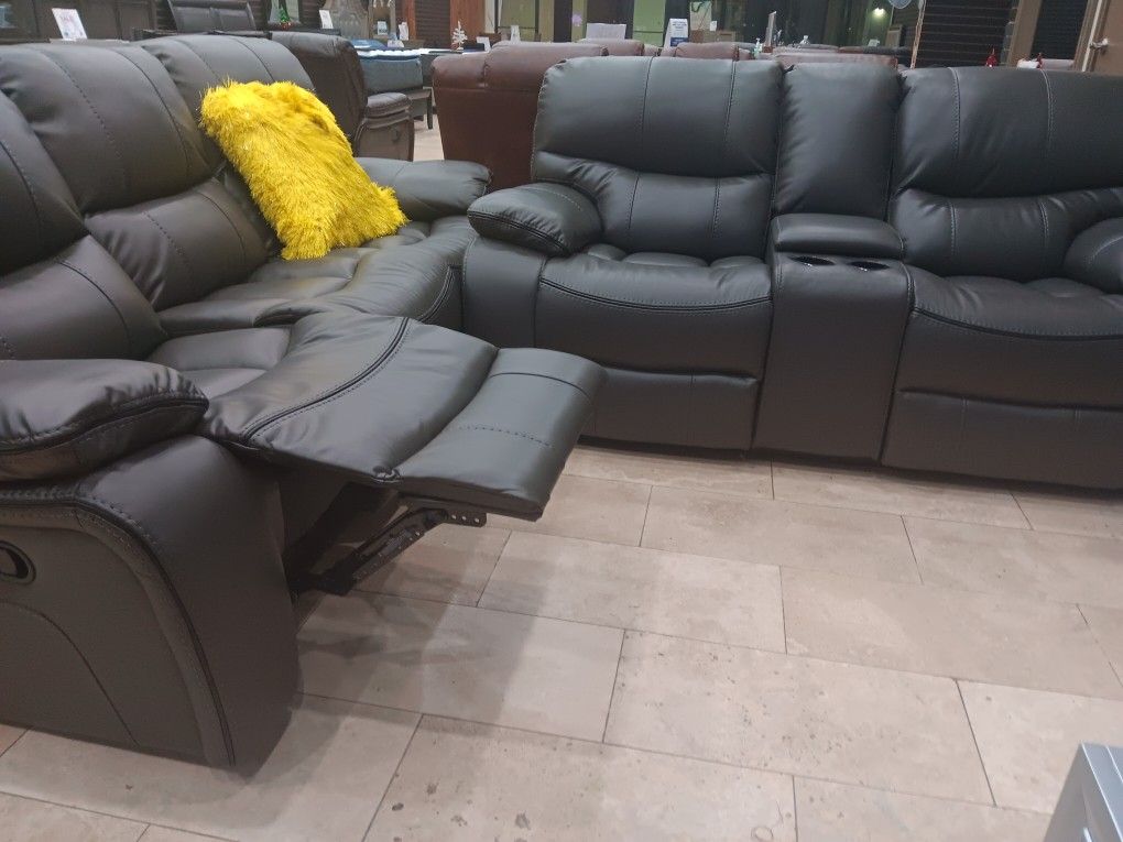 *Summer Closeout Sale!!!*---Charming Madrid Gray Leather Reclining Sofa/Loveseat Sets---Delivery And Financing Available😉