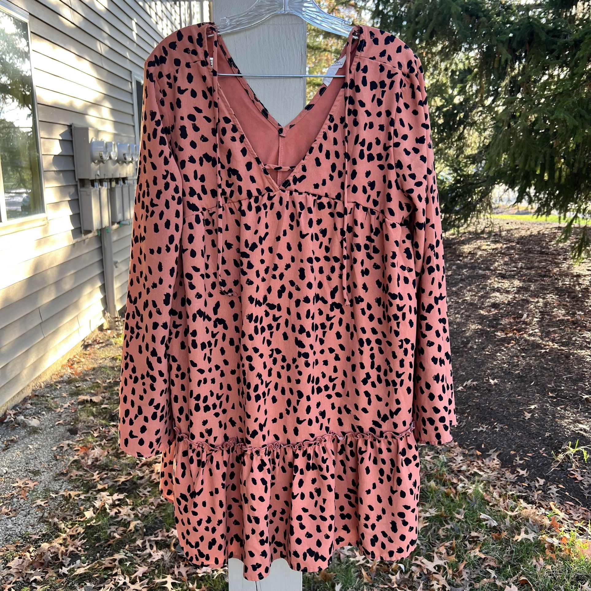 Peach Love California V-Neck Leopard Dress