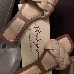 Woman’s Slide Sandals 