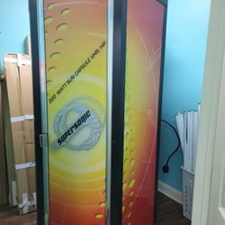 220  Sun  Capsule Stand Up Tanning Bed Wi/Dressing Room