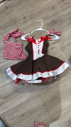 Girl gingerbread costume￼