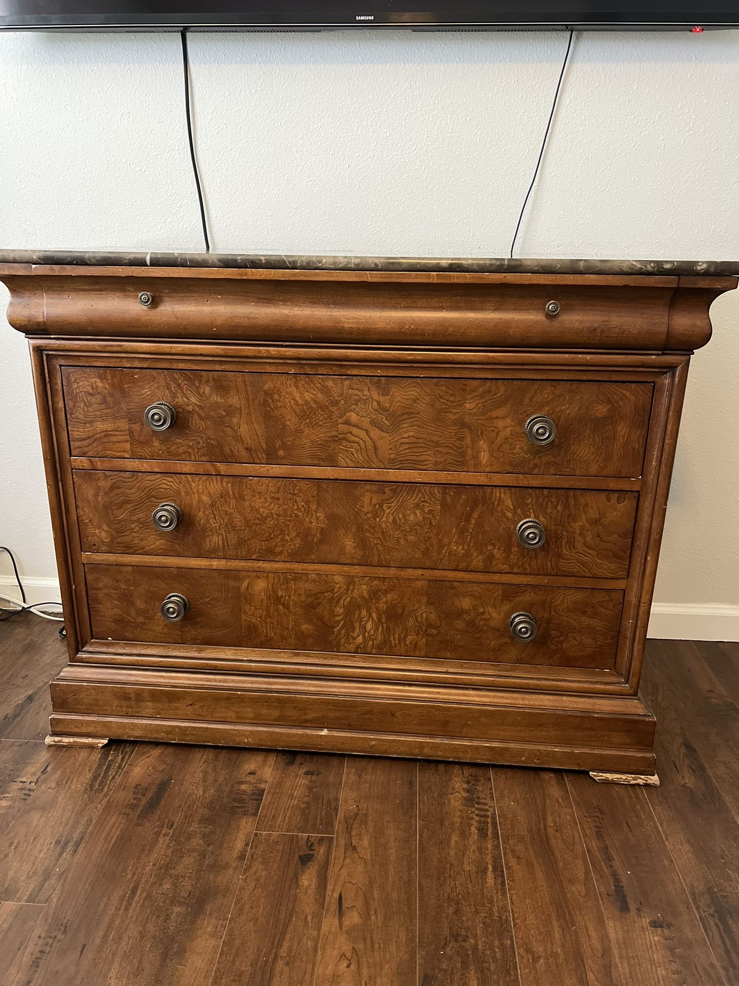 Ethan Allen Furniture